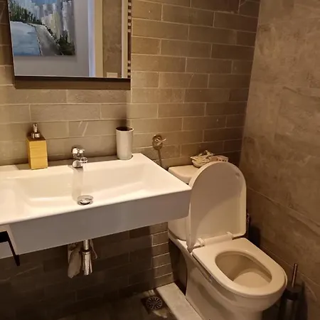 Bomat Luxury * Peraía